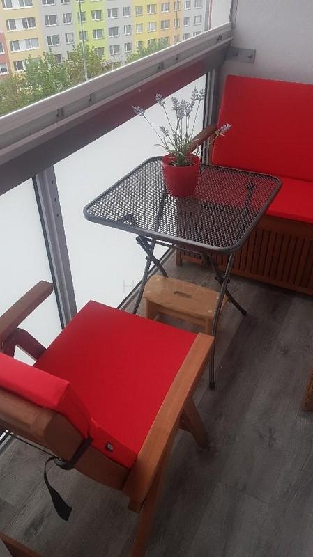 Polstr na teakový nábytek