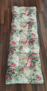 Polstr na botník RŮŽE NA SMETANĚ