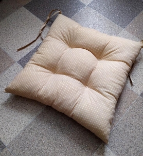 Sedák, polstr na židli  MINI PUNTÍK BÉŽOVÝ