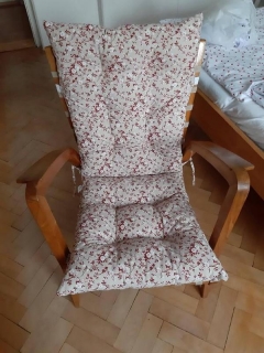 Polstr na křeslo